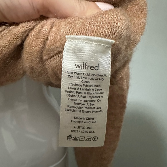 Wilfred Lorin Sweater - Picture 8 of 9